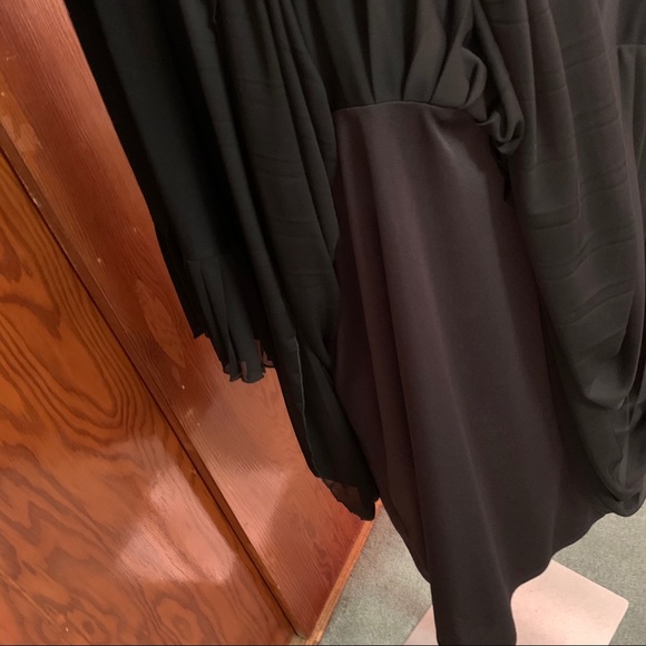 Black Formal Accordion Pleated Accent Style Dress - Picture 6 of 10